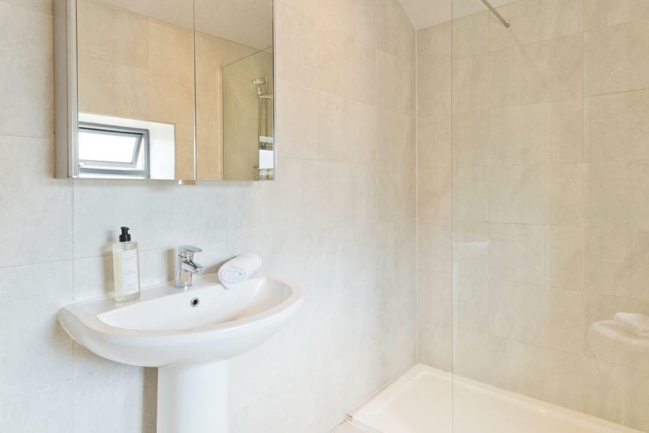 The Edge Suite - Hiphipstay Dublin Exteriér fotografie